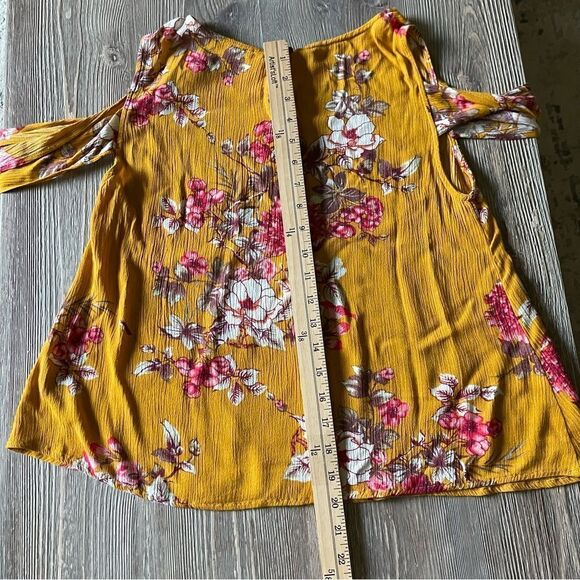 Bebop Yellow Cold Shoulder Blouse Top - Picture 11 of 12